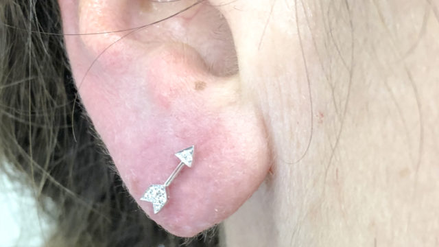 Lobe_Mariatashnijmegen_Diamond Arrow Stud
